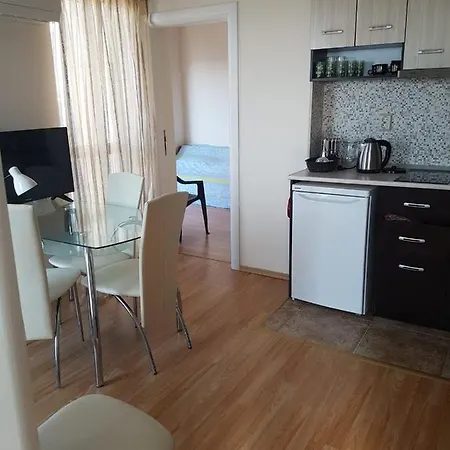 Mellia Boutique Apartament *